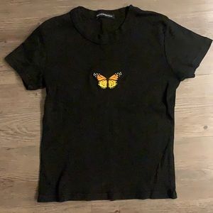 Brandy Melville: Butterfly Cropped Tee 🦋